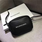 Designer Balenciaga Everyday Camera Bag XS/S Black CY00099