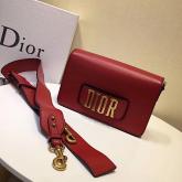 Dio(r)evolution Flap Bag With Slot Handclasp M8000 Red CY00001