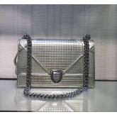 "Diorama" Flap In Silver-tone Metallic Calfskin With Micro-Cannage Motif Bag Champagne CY00249