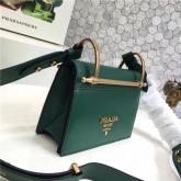 Prada 1bd075 Green Leather Shoulder Bag CY00166