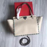 Valentino Garavani Rockstud Rolling Tote Bag White Replica CY00199