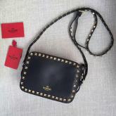 Valentino Garavani Rockstud Cross Body Bag Black Replica CY00673