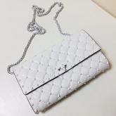 Replica Valentino Garavani Free Rockstud Spike Chain Bag White CY00777