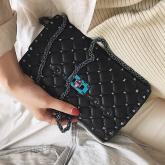 Valentino Garavani Rockstud Spike Iridescent Chain Bag Black CY00973