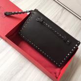 Valentino Garavani Rockstud Black Flap Wristlet Clutch Bag Replica CY01023